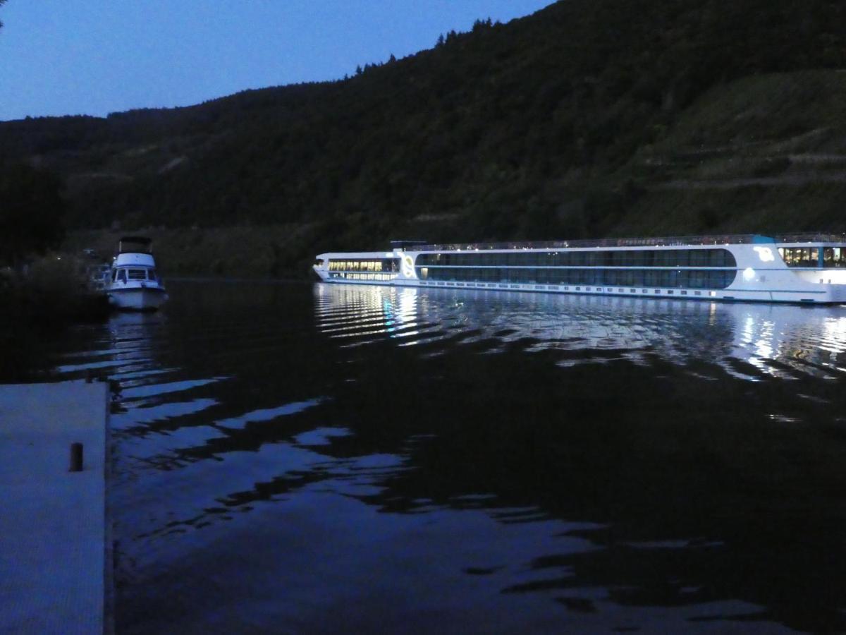 Hausboot Moselrose In Poelich Hotel Polich Exterior photo